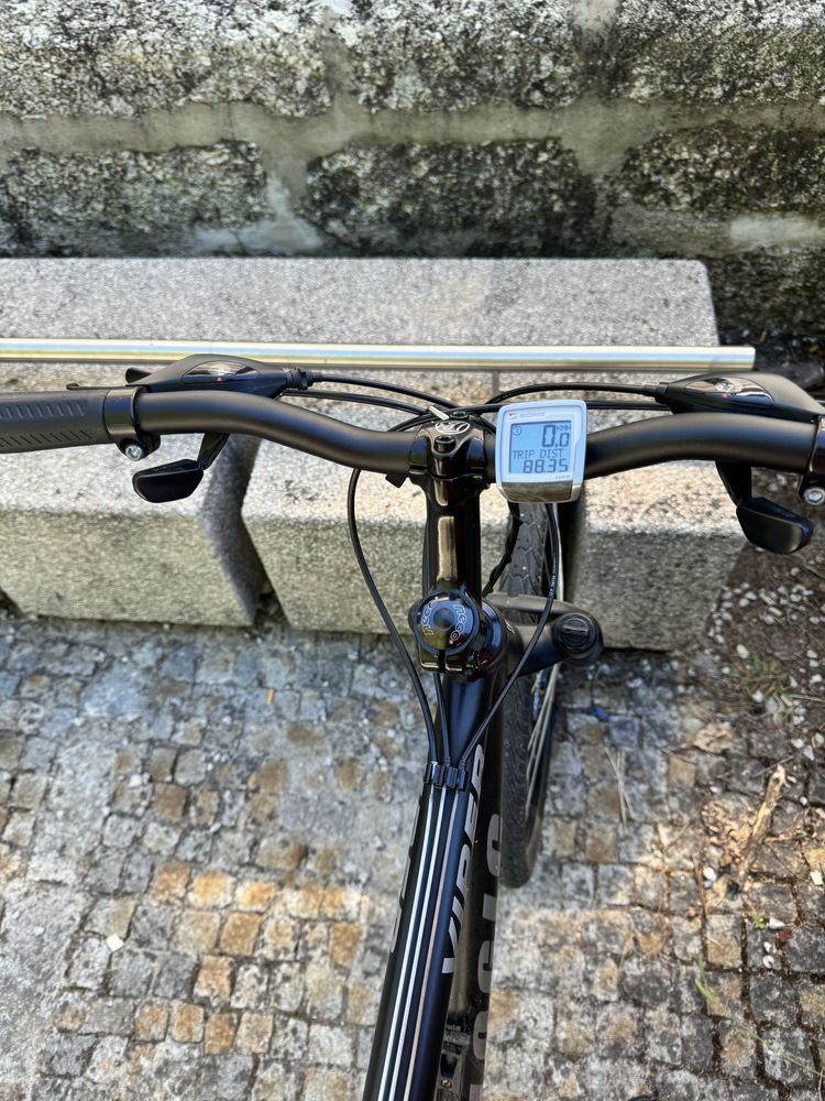 Bicicleta BTT como nova