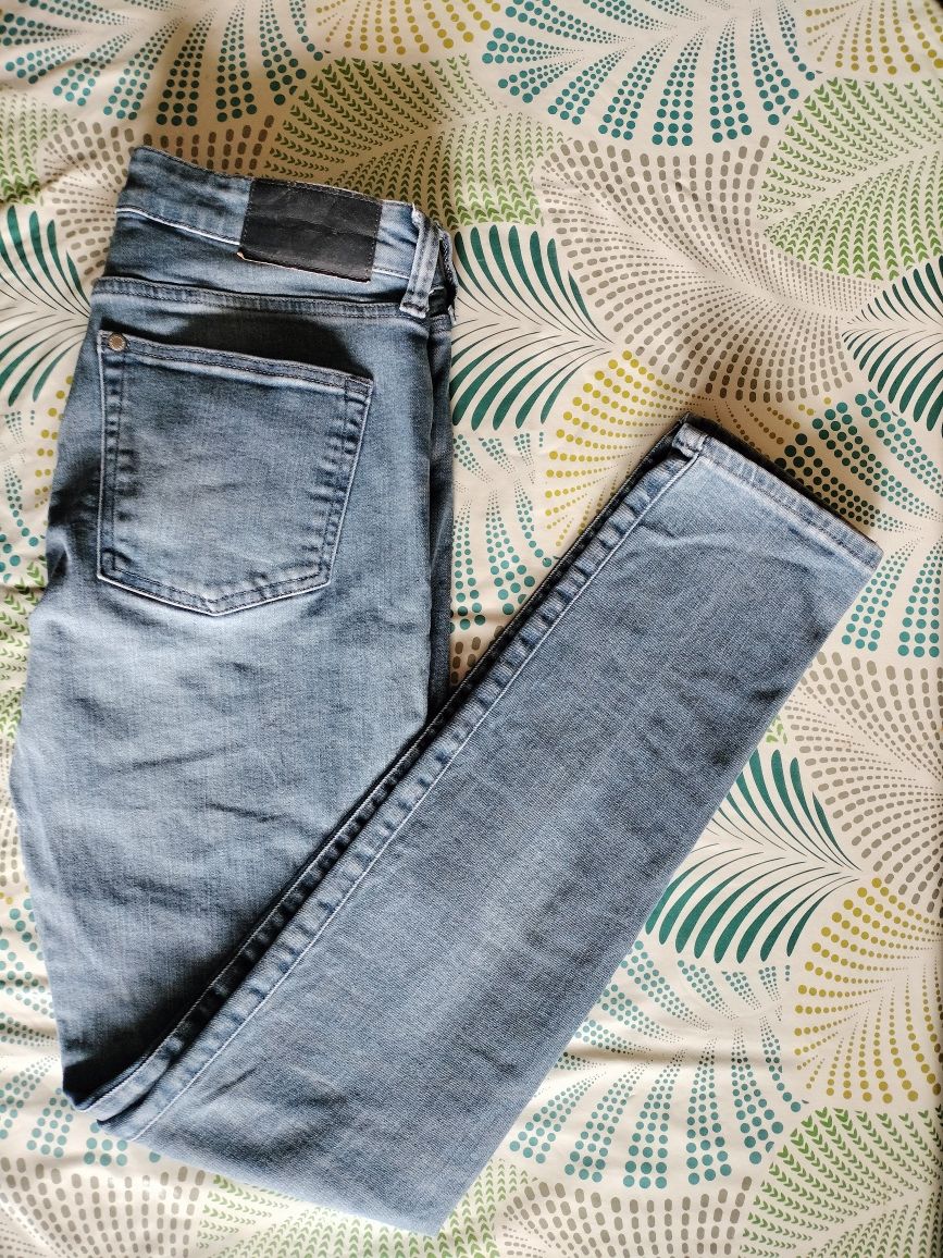 Spodnie jeans damskie XL.