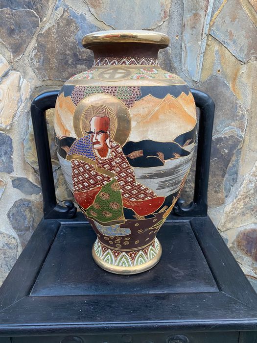 Grande Jarrão Japonês Satsuma Séc XIX Japão Assinado 47 cm