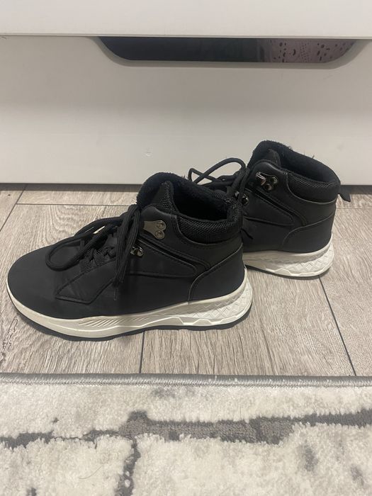 Ботінки для хлопчика Sinsay,р.36