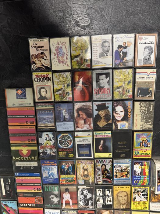 kasety magnetofonowe Kult, Tatu, Natalia Kukulska, Britney Spears, itd