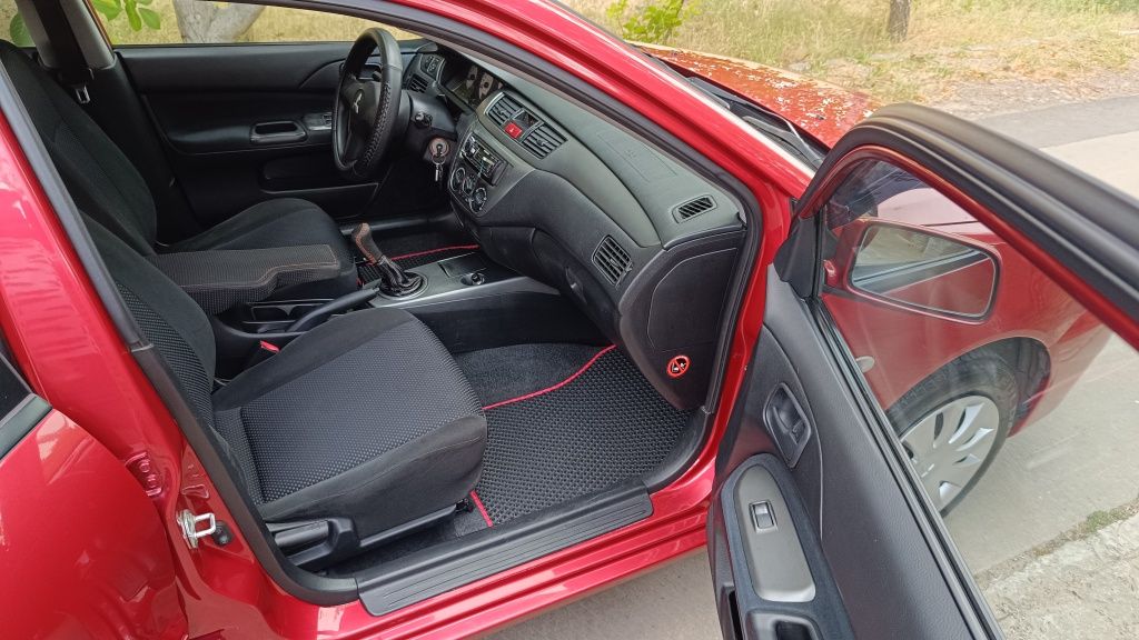 Mitsubishi Lancer.