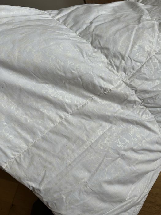 Нова пухова ковдра 140*210