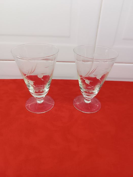 Conjunto 2 Copos Vinho. Cristal Vintage. 12 cm