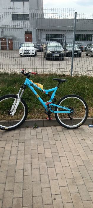 Comenccal suprem mini dh