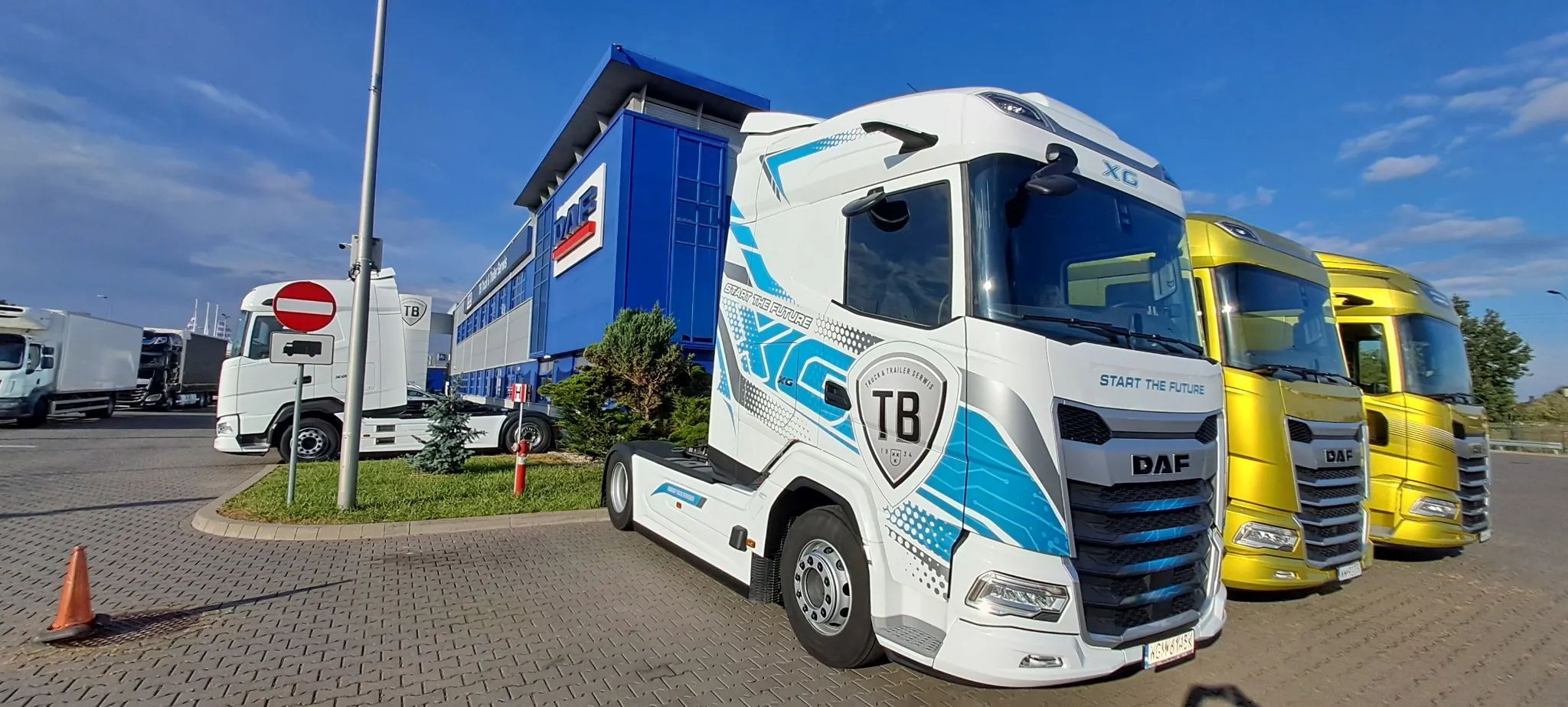 DAF XG 480KM  DEMO - bogate wyposażenie,klimatyzacja postojowa, vecto 3