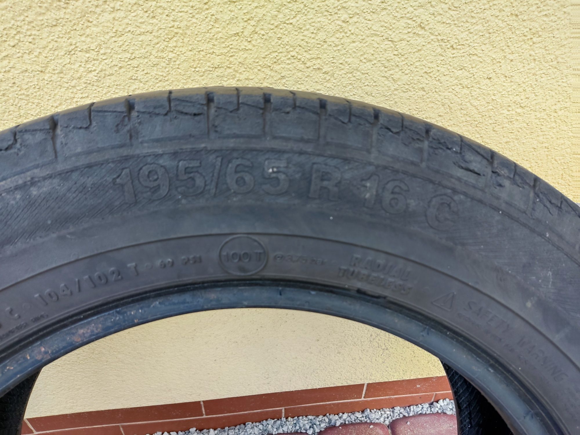 Opony letnie Barum 195/65 R 16 C 3114