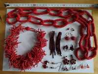 Komplet biżuterii w kolorze czerwonym