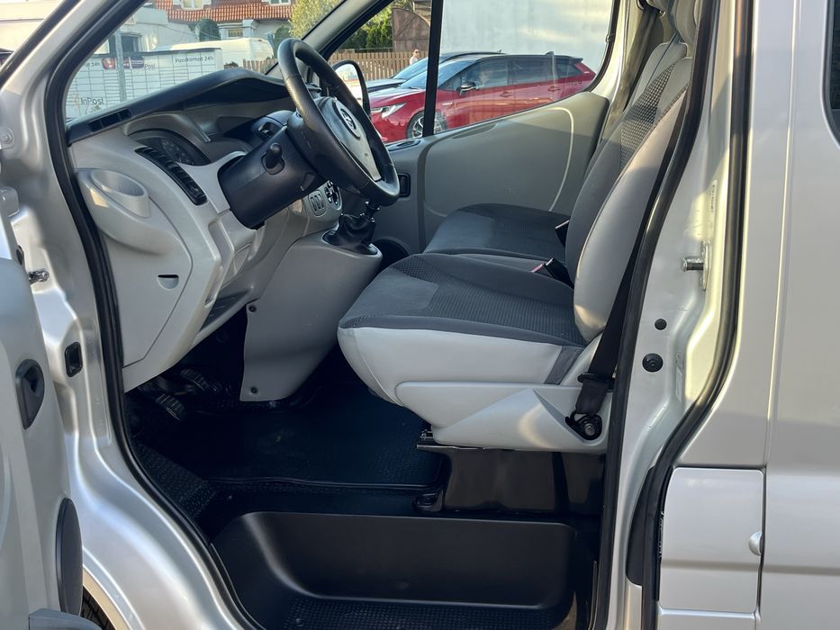 Vivaro 2.0 dCi Long 153 tys km . Oryginslny przegieg