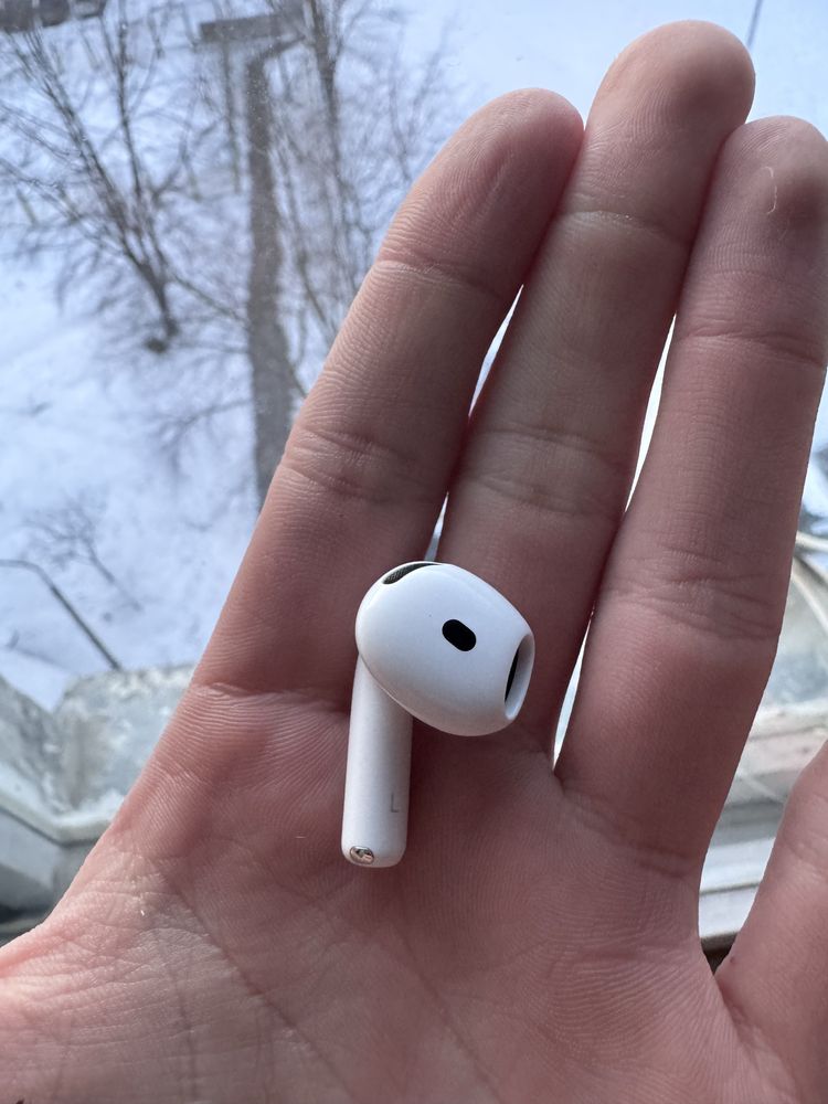 Airpods 4 левый A3056 ANC