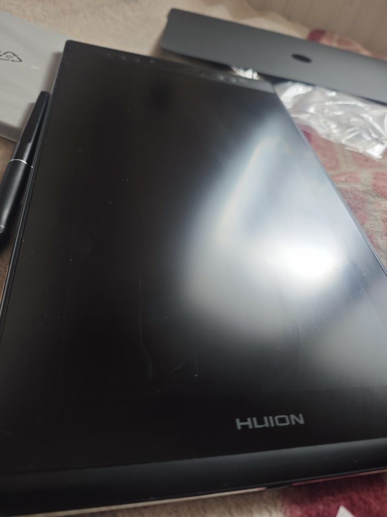 Huion 13 pro jak nowy!