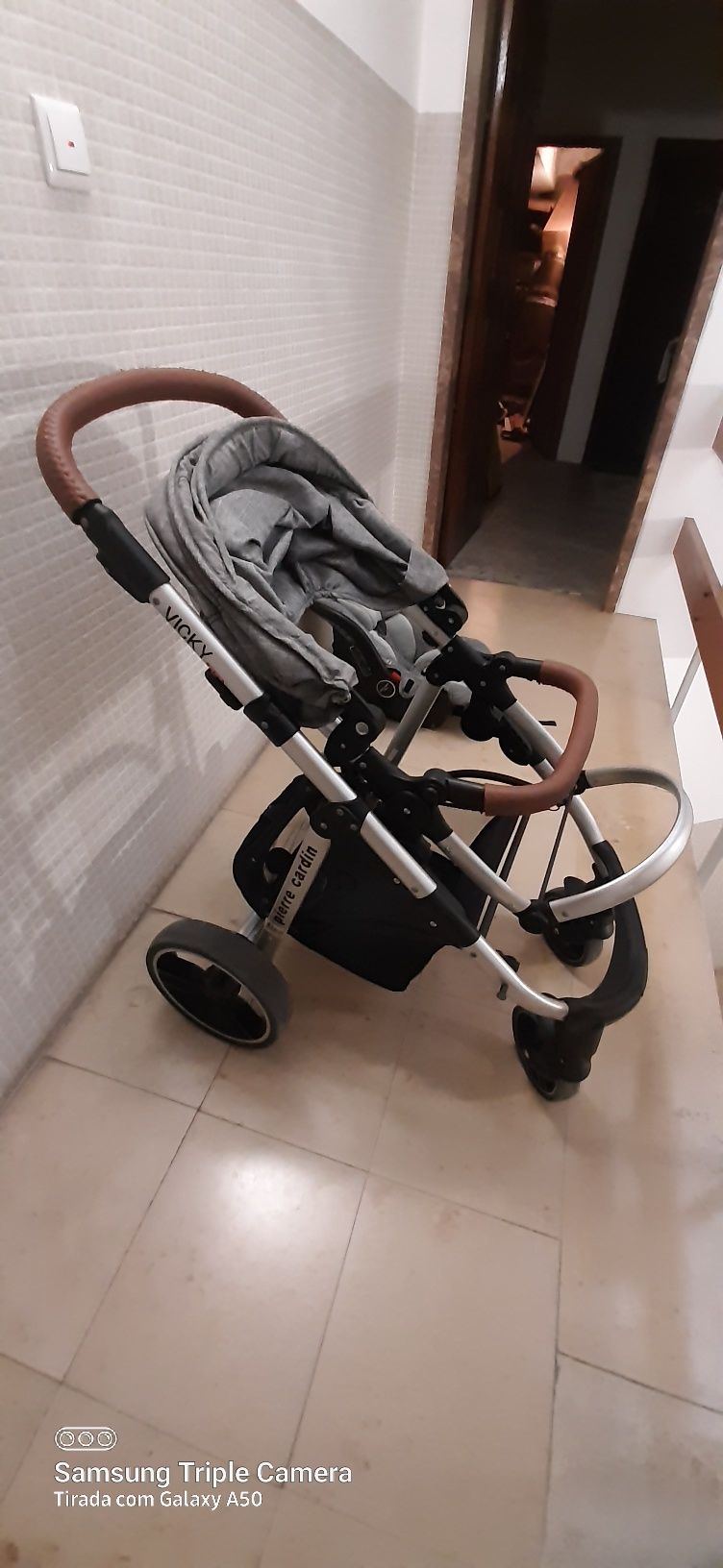 Carrinho Bebé + ovo + isofix