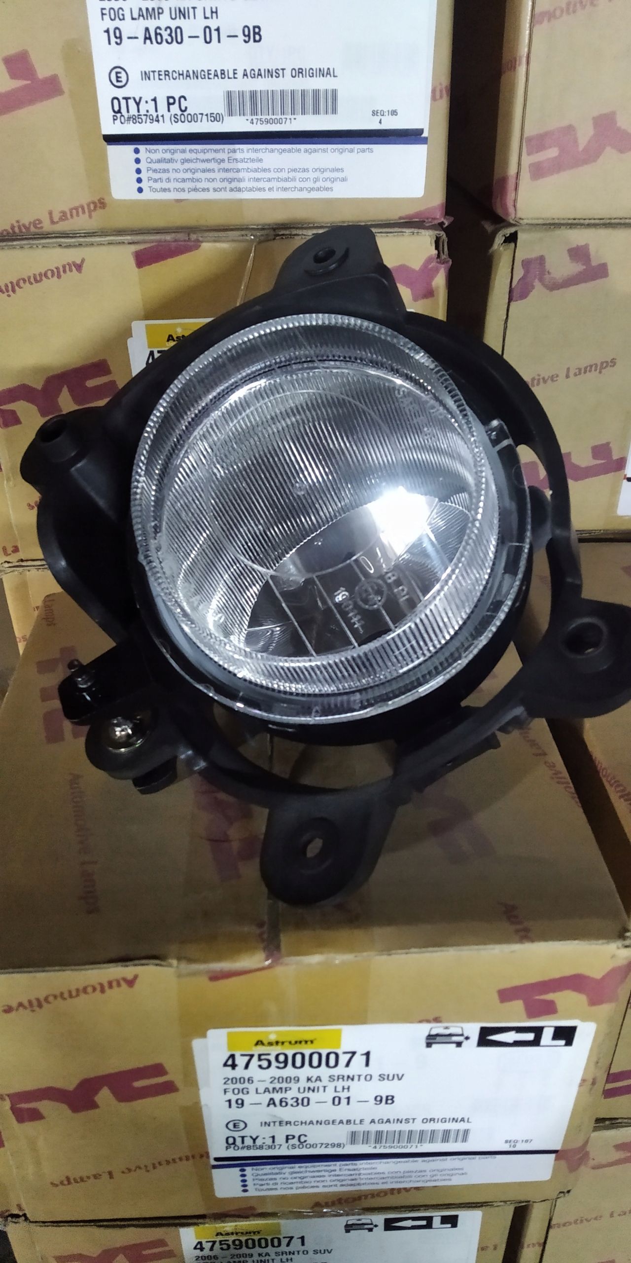 Reflektor Przeciwmgłowy Kia Tyc 19-A630-01-9B L