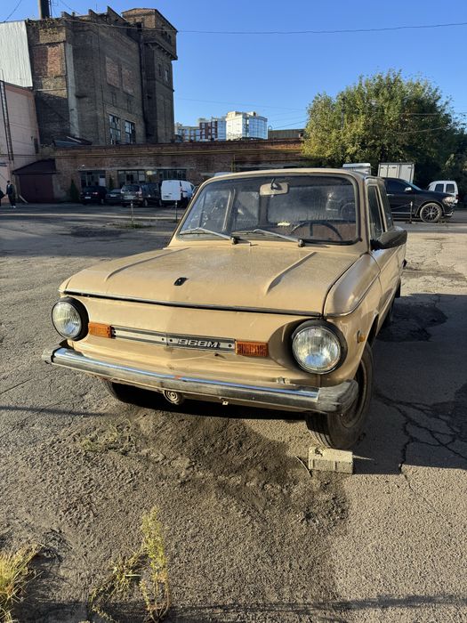 Запорожець ЗАЗ на ходу
