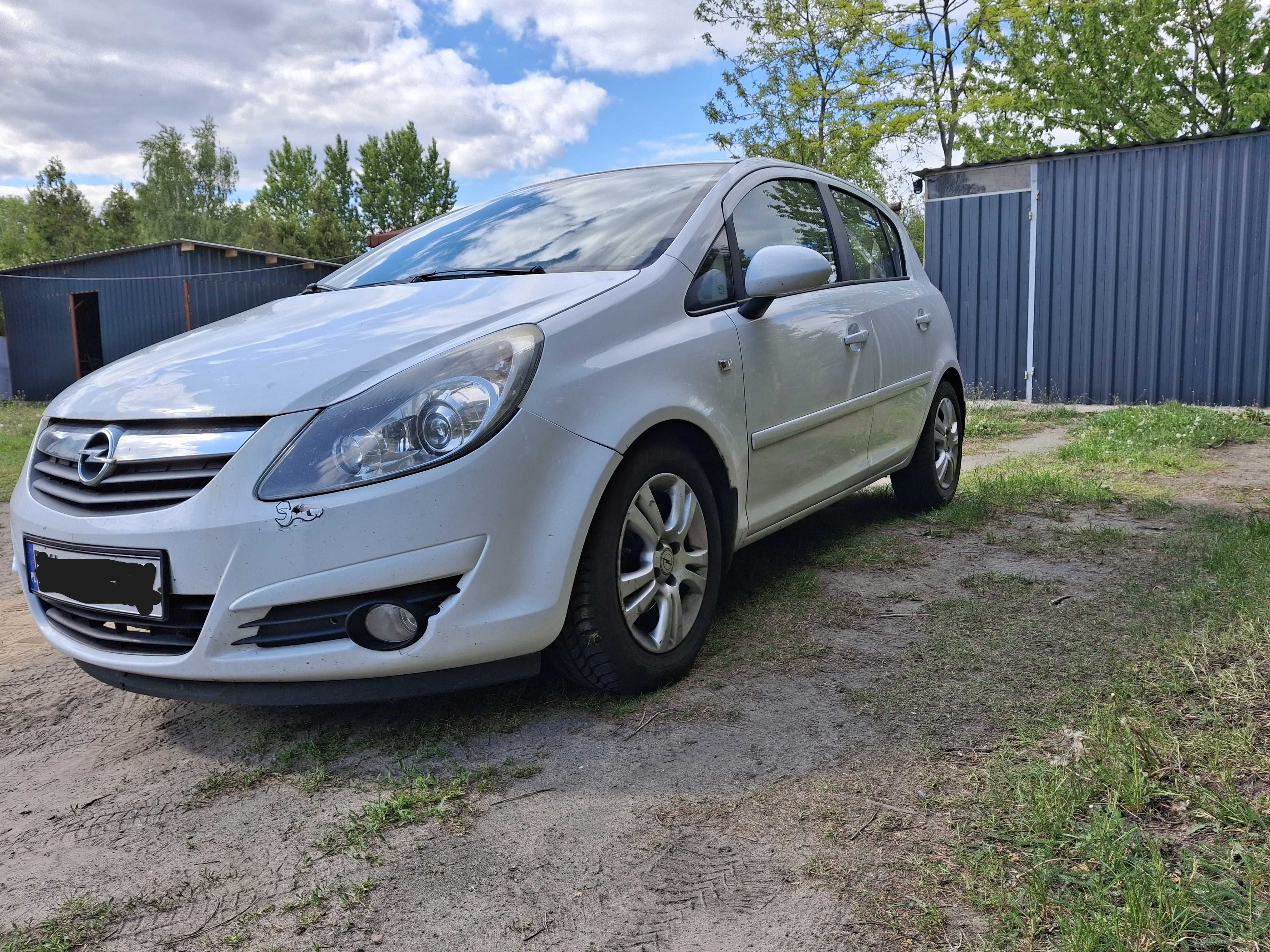 Opel Corsa D 1.4, 2010 r. / BENZYNA + GAZ