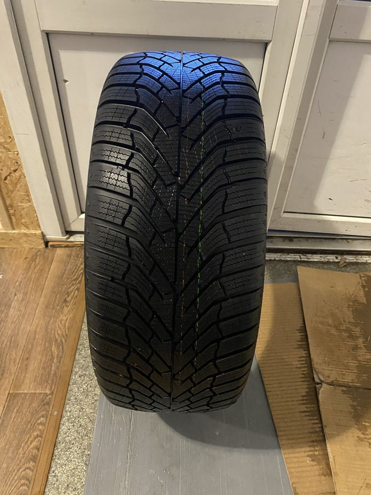 Резина зимняя 225/45/r17 KUMHO Комплект