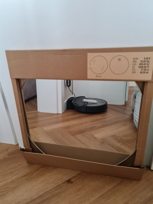 Lustra w ramce złotej lub czarnej