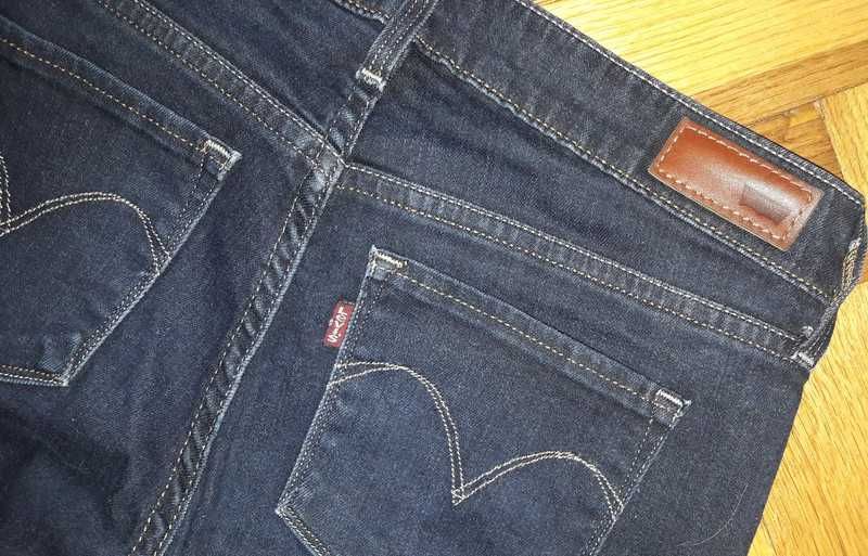 Spodnie damskie jeans Levis 27 Slight Curve W27L34