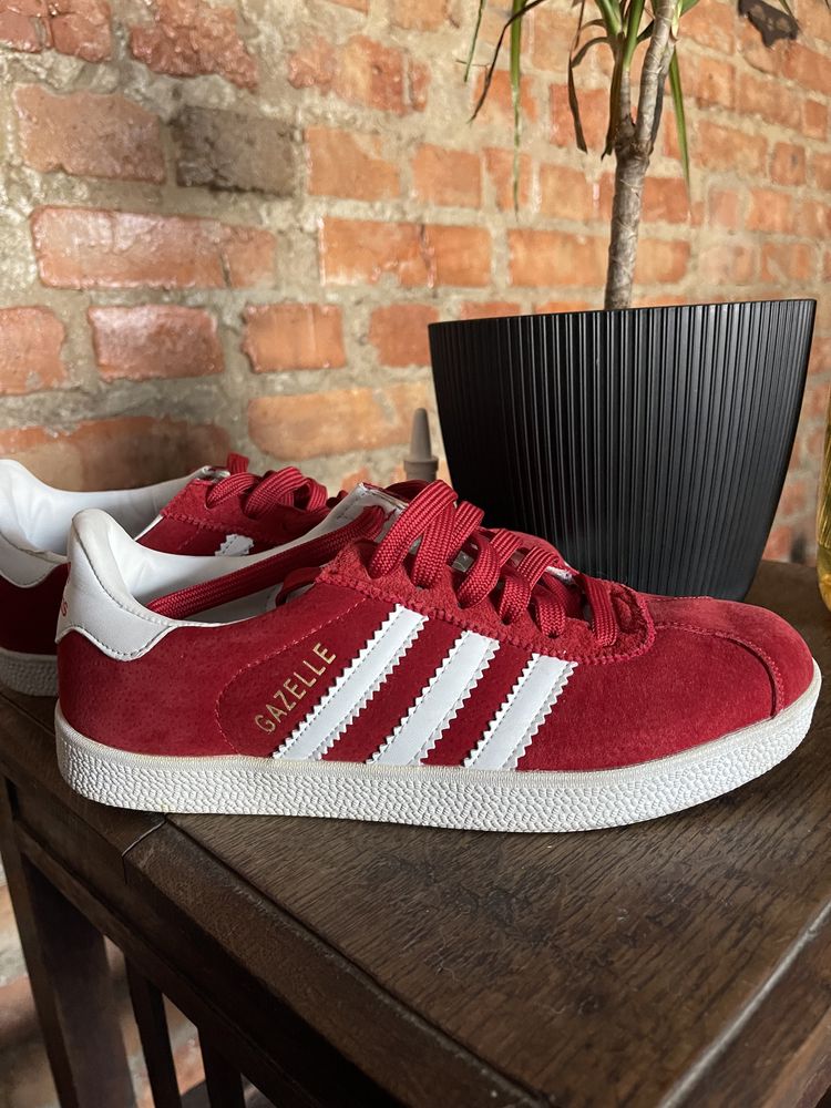 кросівки adidas gazelle червоні