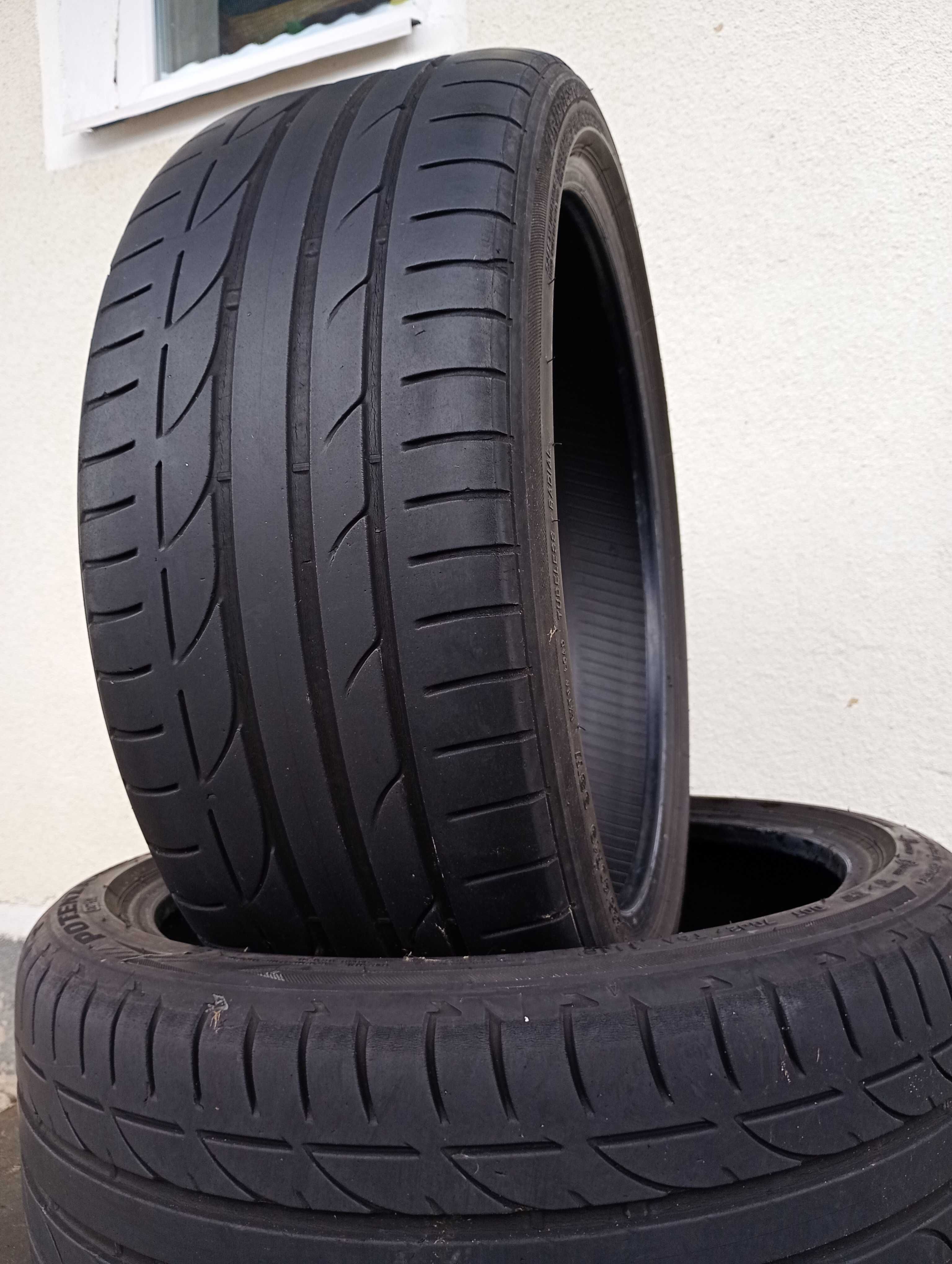 225/40 r19 Bridgestone 4шт літо шини резина 225 40 19 (L01*4)
