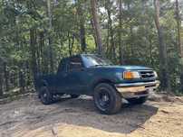 Ford Ranger XLT 4.0 v6 automat / klimatyzacja / LPG / 4x4