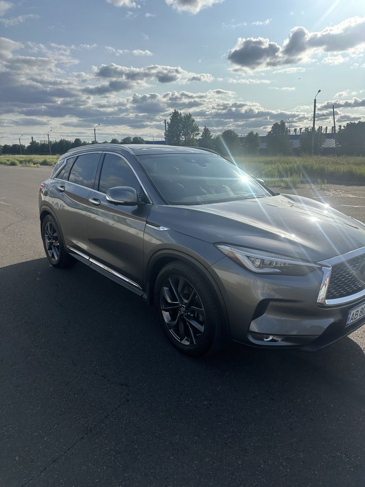 Продам Infinity Qx 50 2018 року в максимальній комплектаціі