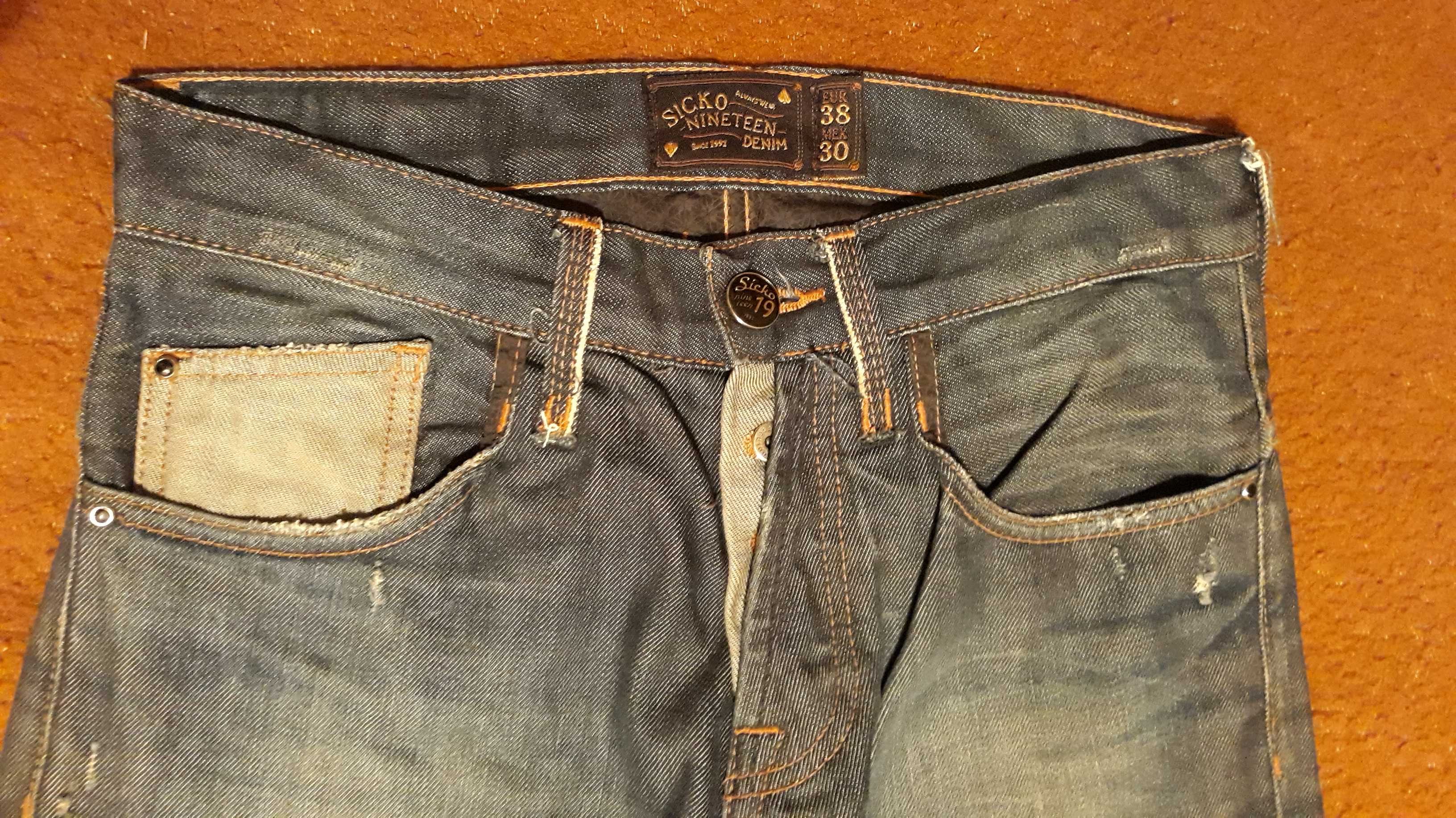 Calças ganga / Jeans - Pull & Bear - 38 - portes incluídos