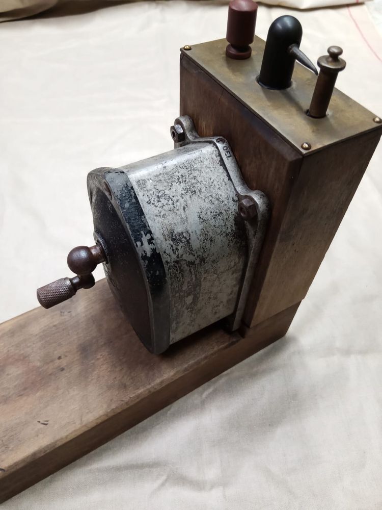 Zabytkowa zapalniczka lampa Bosch Anlass-magnet
