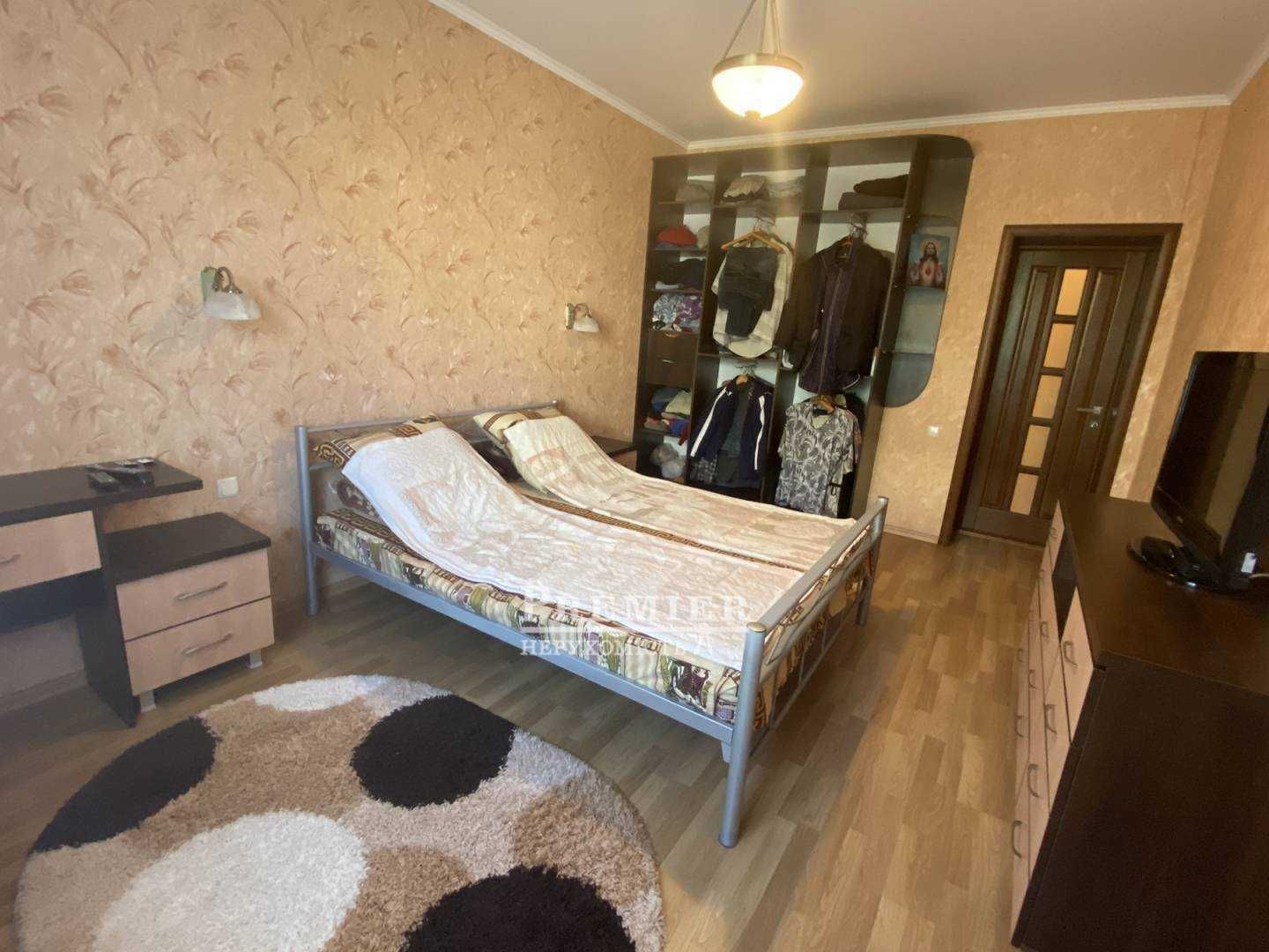 Продам будинок з ремонтом в Красносілці