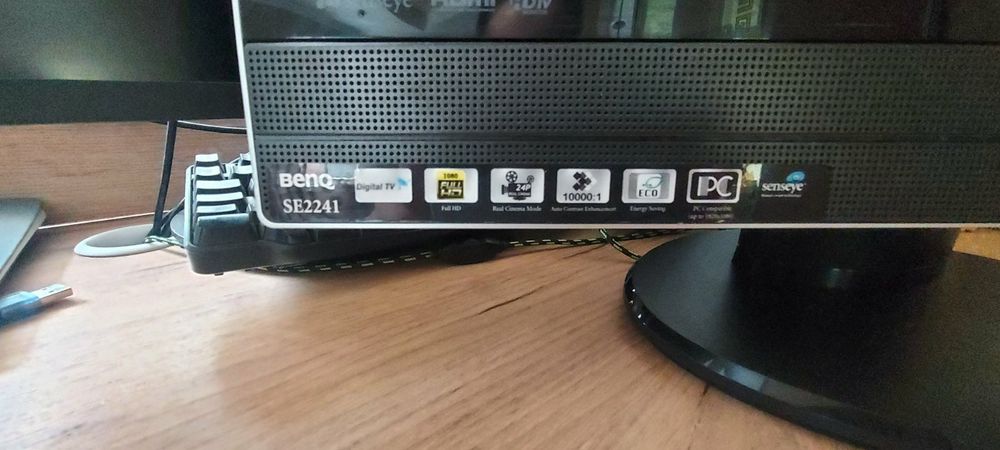 Монітор 21.5 benq se2241