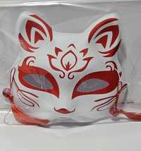 Maska kot, Ręcznie malowana w stylu japońskim.