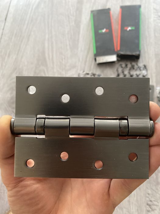 Петли дверные mvm he-100