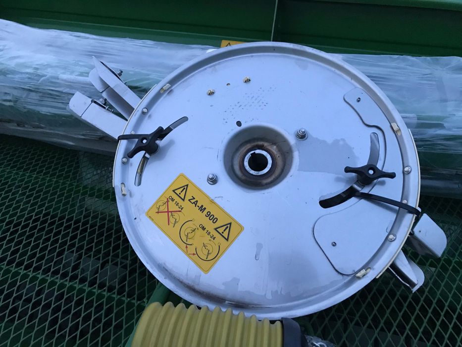 Rozsiewacz nawozów Amazone ZA-M 1202