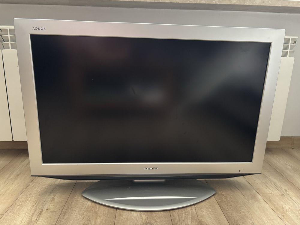 Telewizor SHARP LCD