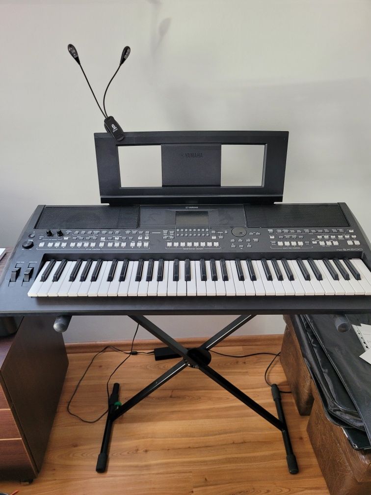 Keyboard Yamaha PSR-SX600