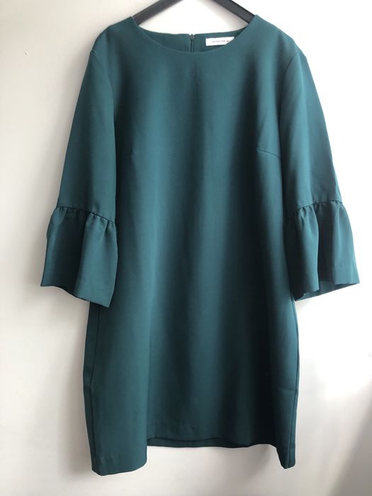 Sukienka (firmy Reserved) rozmiar 40 w ksztalcie litery A