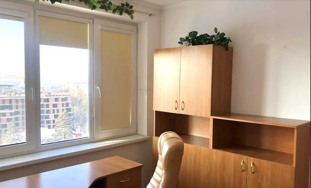 Оренда. вул. Сахарова, 80-А Новобуд Ближній центр Трирівнева. Паркінг!