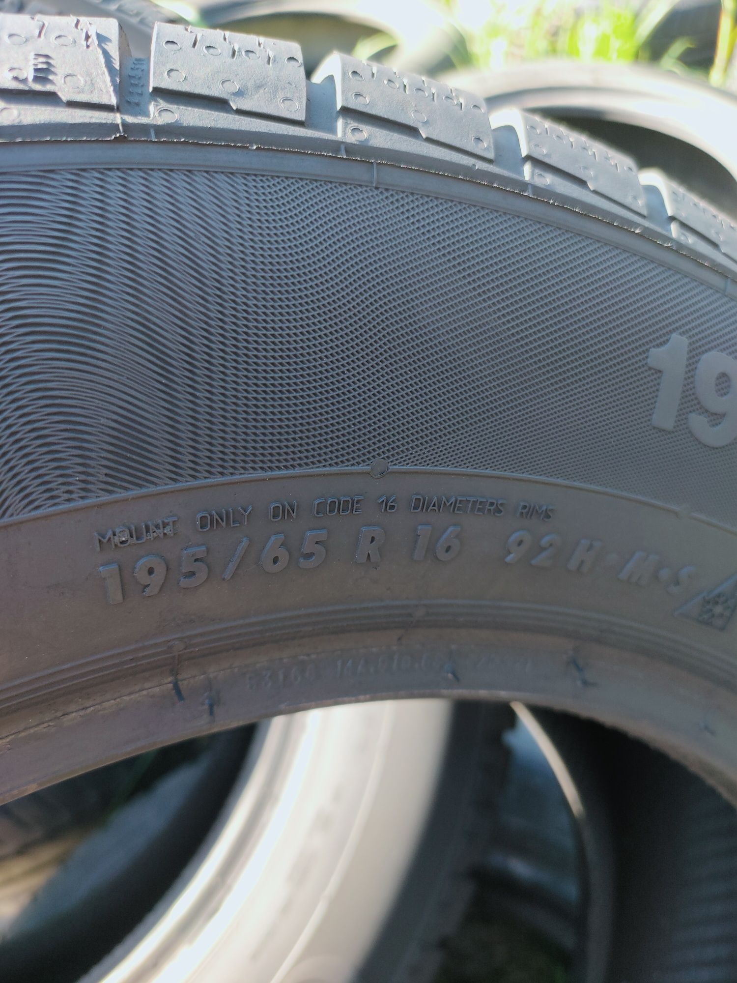 195/65R16 Continental ContiWinterContact TS830P 2015r 7mm