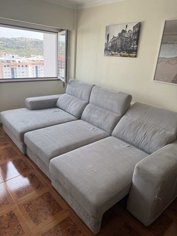 Sofá chaise-longue cinza - GATO PRETO