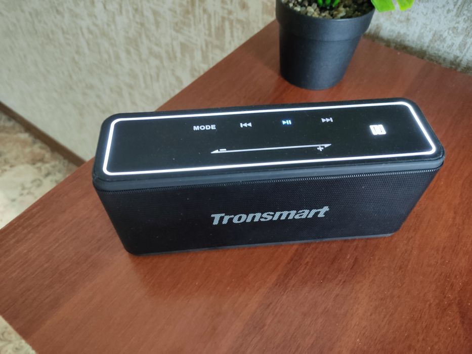 Продам Bluetooth колонка Tronsmart Mega 40 Вт с сенсорной п