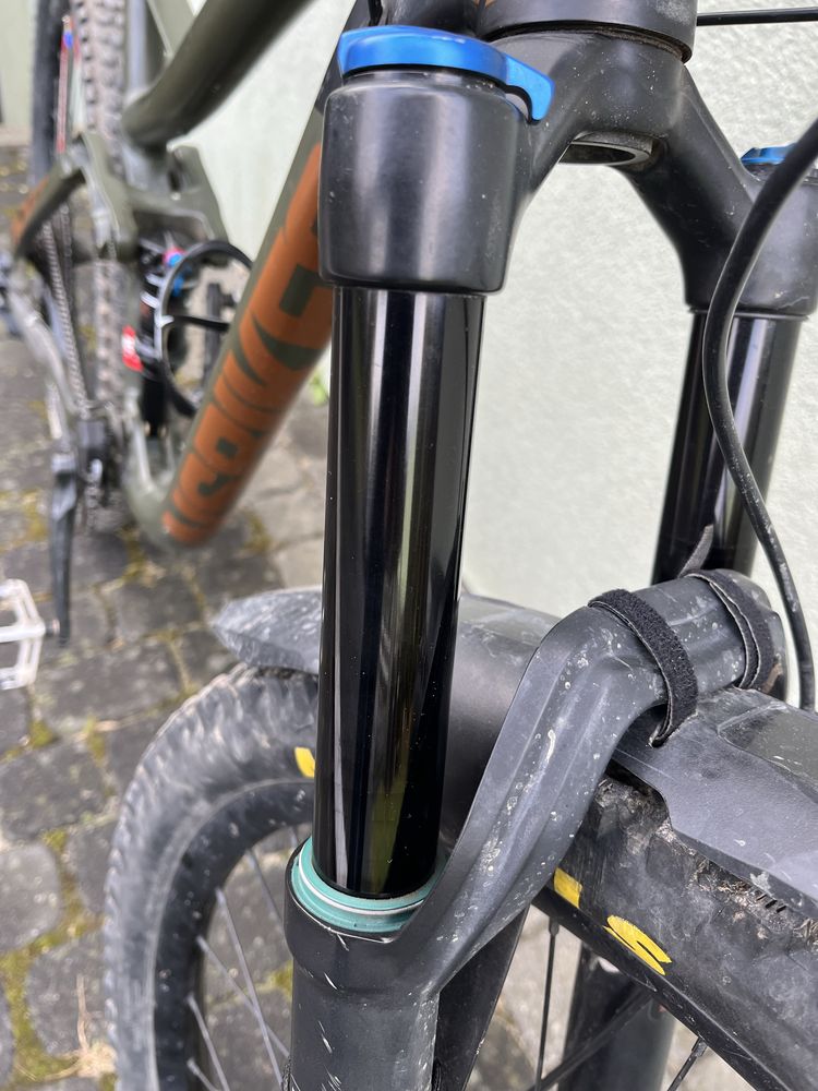 Rower MTB NS Bikes Snabb 130 plus 1, zawieszenie FOX