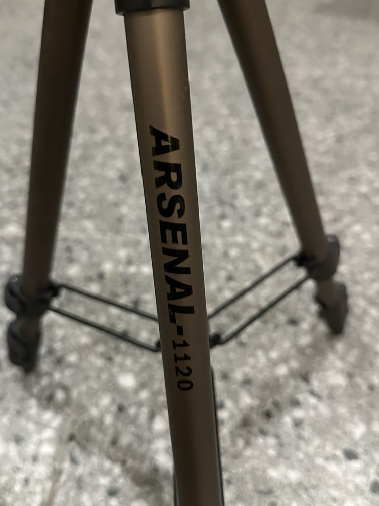 Штатив для телефону/ фотоапарату Arsenal ARS-1120