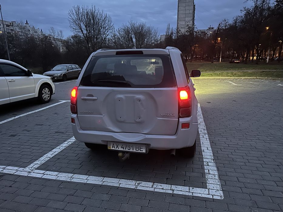 Suzuki vitara 2.0 бензин 2007