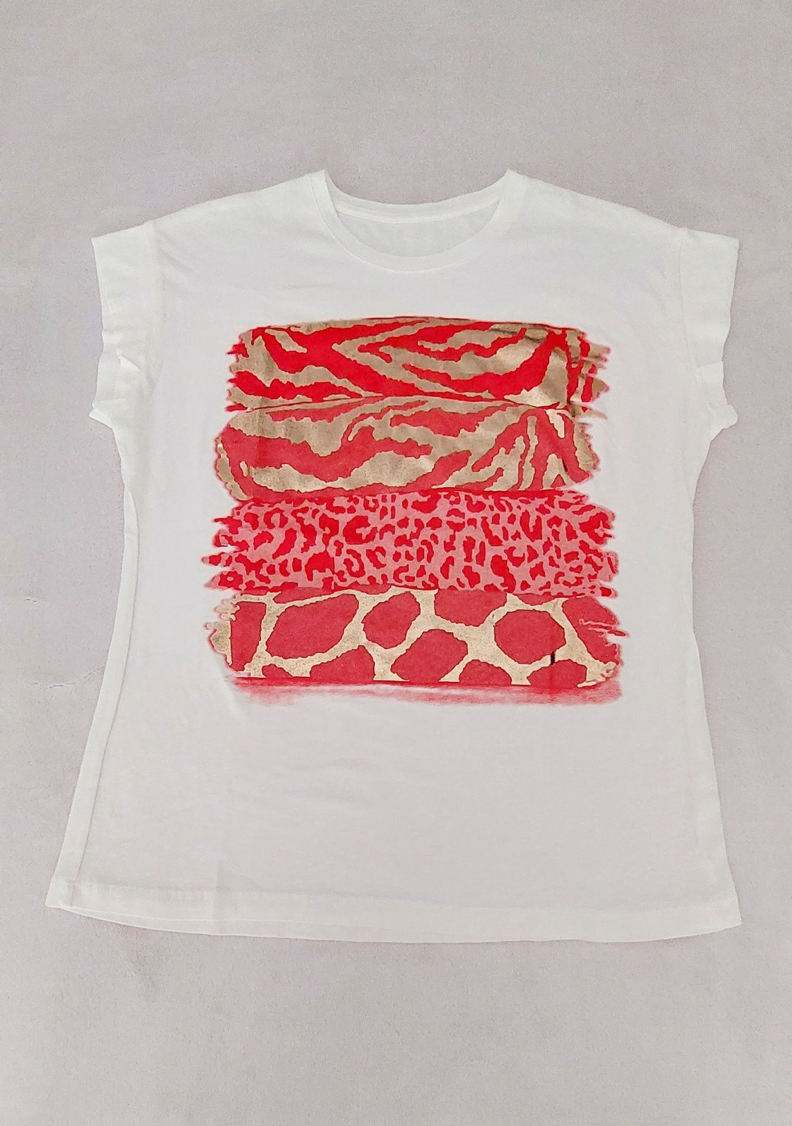 T-shirt branca estampada s/marca