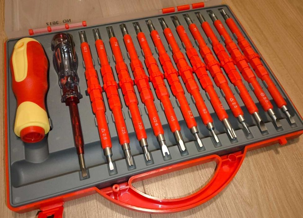 Zestaw Wkrętaków Śrubokrętów Izolowanych 25 Rozmiarów Walizka