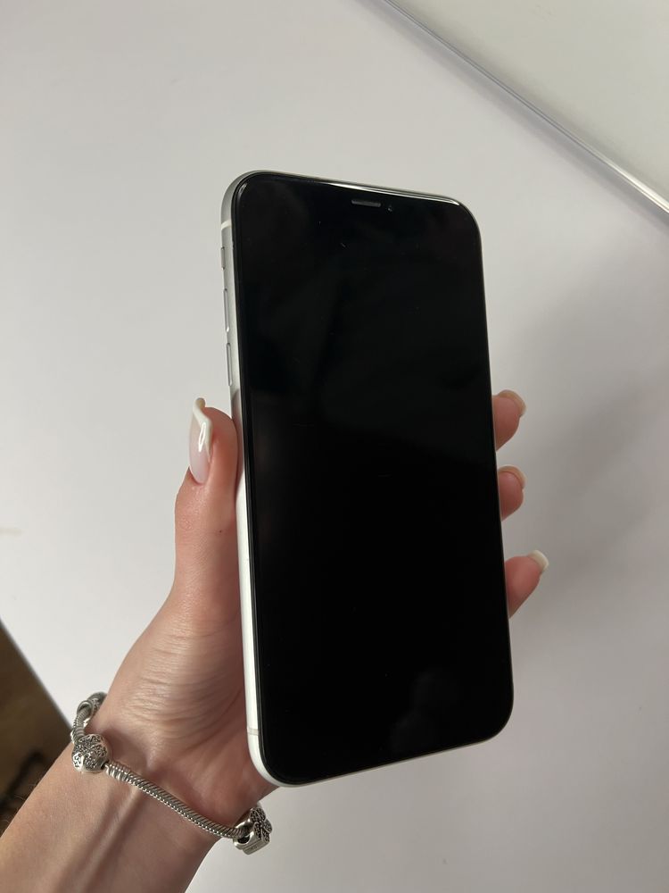 Apple iPhone XR white 64gb