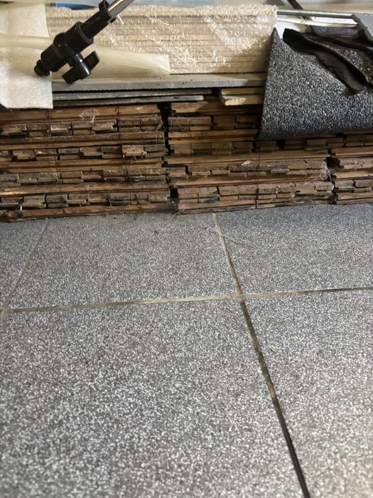 Stary parkiet sprzedam