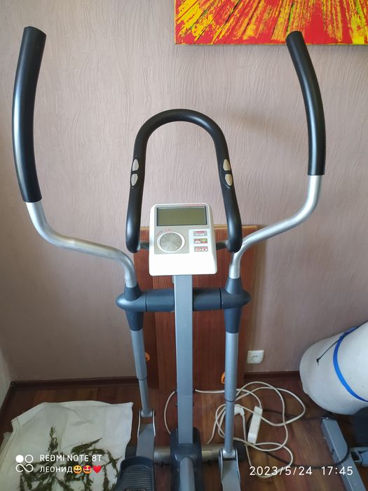 Продам велотренажёр в отличном состоянии