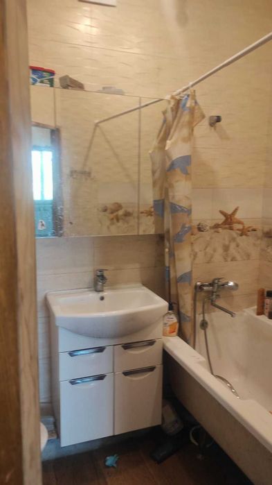 Здається окрема кімната у великій квартирі у центрі Дніпра, вул.Гоголя