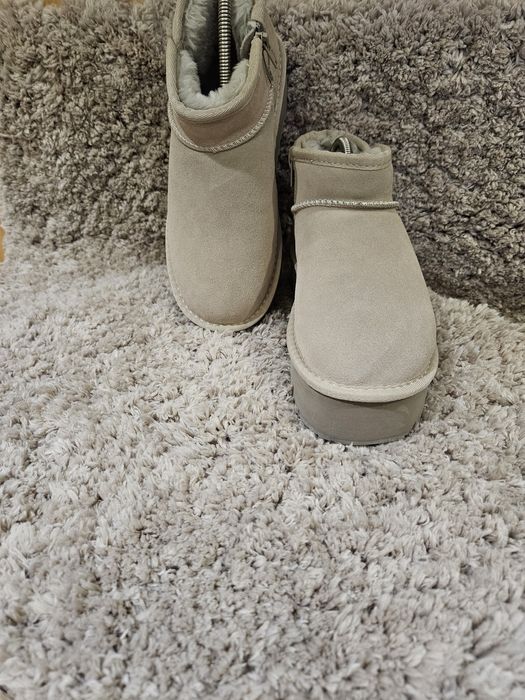 Жіночі уггі з натуральної замши на блискавці,розмір 39